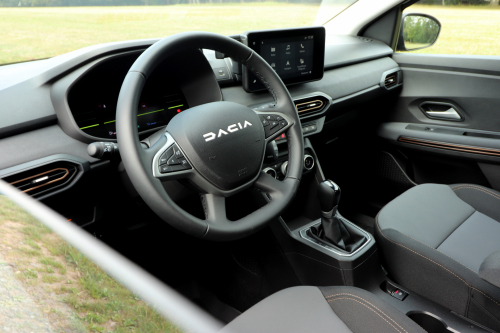 Dacia-Jogger-2024-30